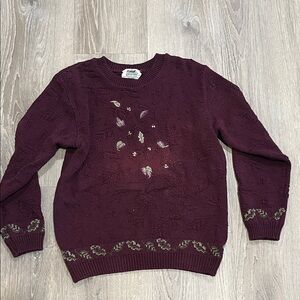 Northern Reflections Purple Sweater with Leaf Design Vintage